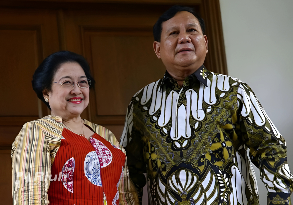 Prabowo Mengirimkan bungga anggrek kepada megawati sebagai ucapan selamat ulang tahun