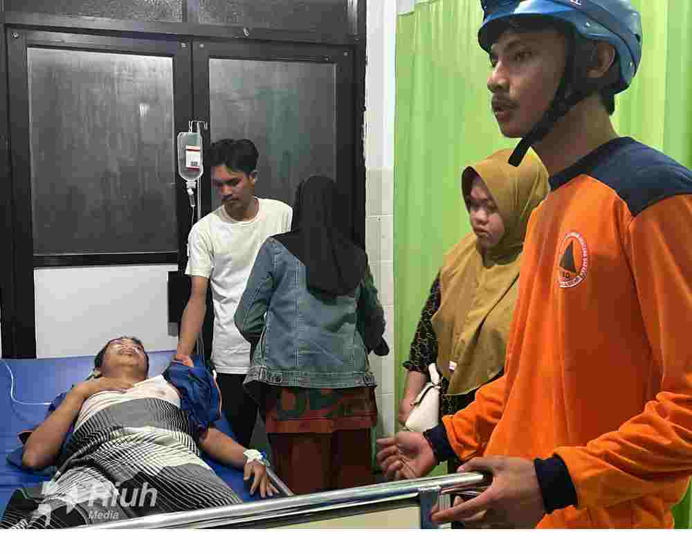 BPBD Makassar Evakuasi Korban Jiwa dan Luka dalam Insiden Kebakaran Kantor DPRD